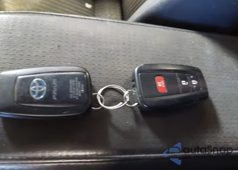 2017 Toyota Prius Two from USA, damaged, VIN JTDKBRFU9H3052268